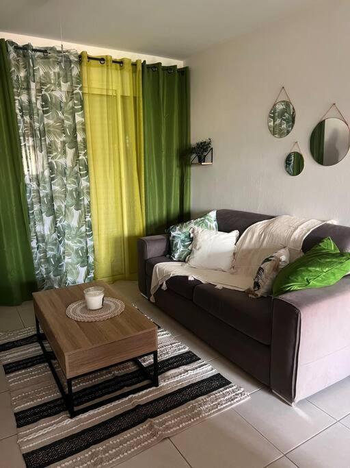 Appartement T2 Tres Cosy Cayenne Exteriör bild